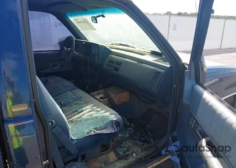 1994 Chevrolet Gmt-400 K2500 из США, поврежденный, VIN 1GCFK24K0RZ263982